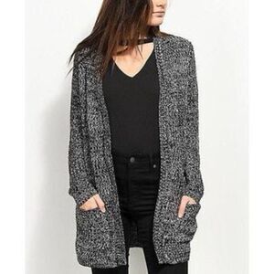 ✨forever 21 marled chunky knit cardigan✨